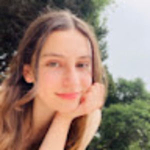 Meet your Posher, Ava